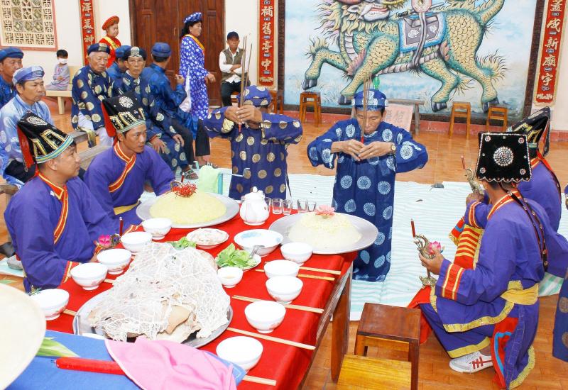 Ban quản lý đình tổ chức cúng thần nông