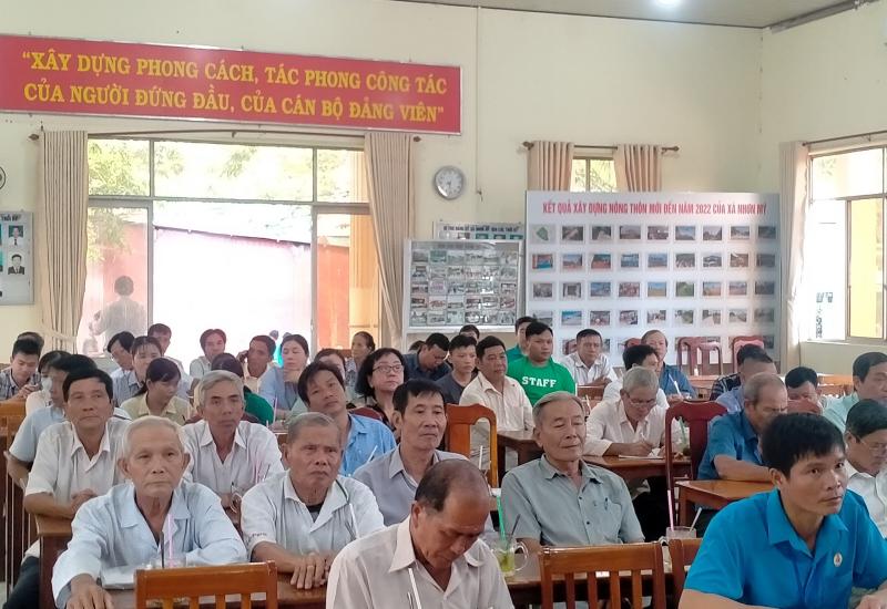 người dân, các ban ngành đoàn thể tham gia tuyên truyền